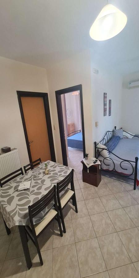 Retas Apartment クレマスティ エクステリア 写真